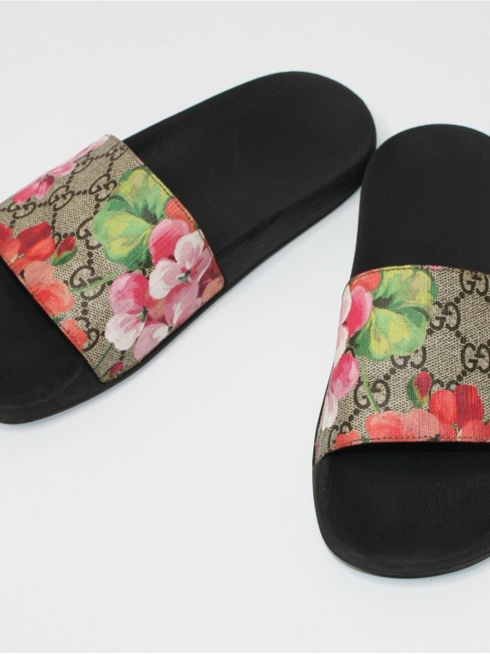 Gucci Bloom GG Supreme Floral Slide Sandals Size 37